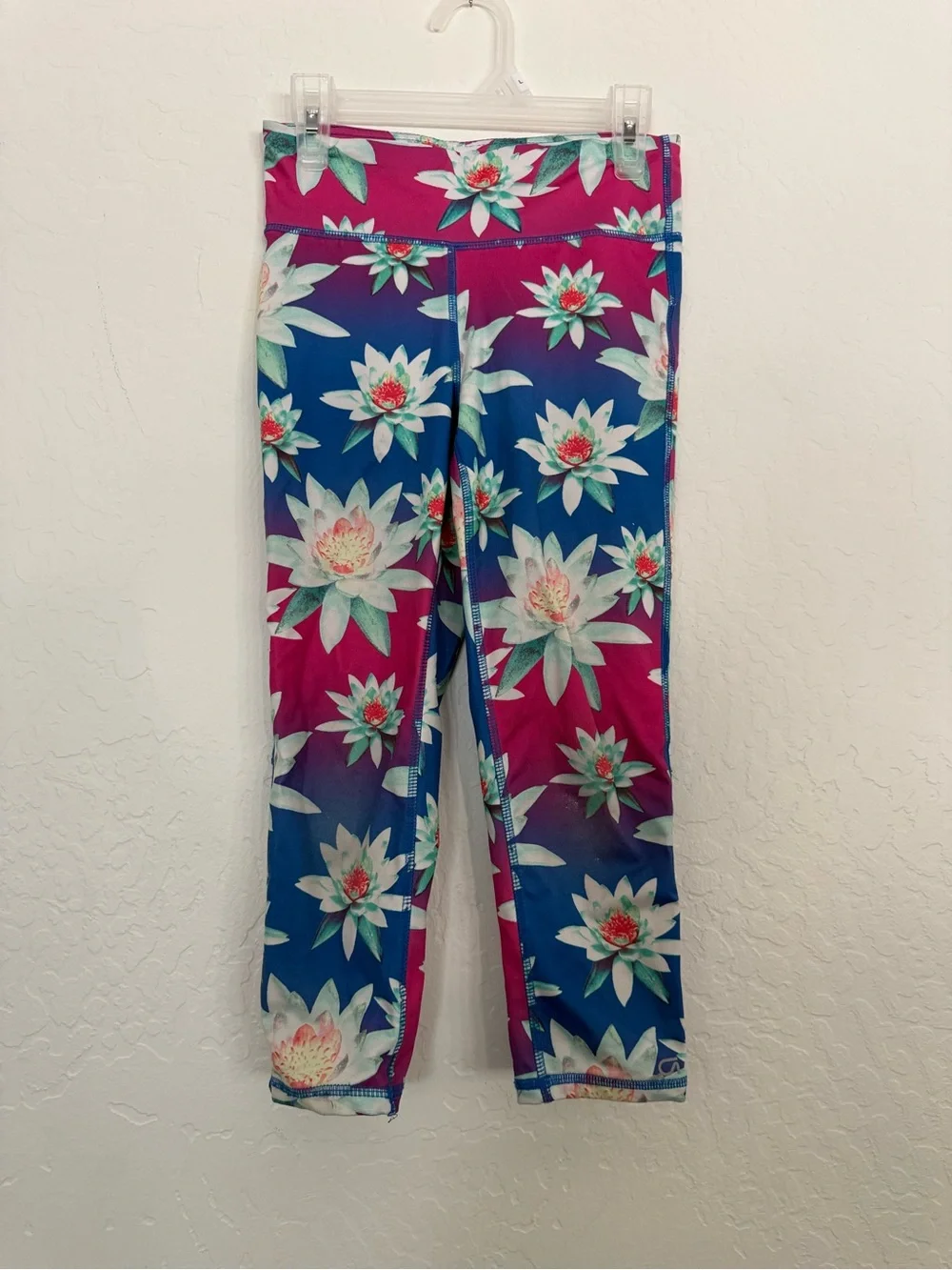 GAP Girls Floral Leggings in Pink and Blue Gradient